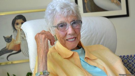 Margaret Keane, de 87 años, vive en Napa, en el norte de California, donde tiene una galería en la que vende su arte. 